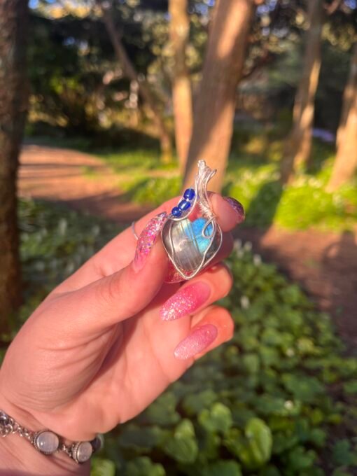 Labradorite Heart Pendant - Image 2