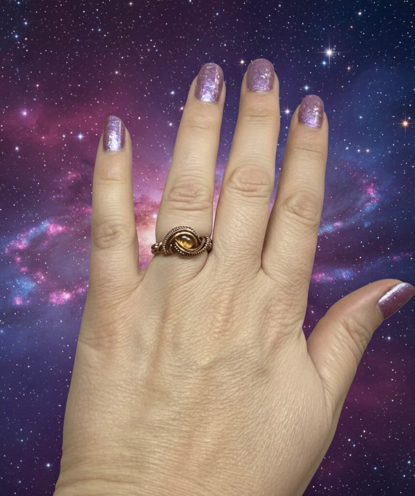 Amber Antiqued Copper Wire Ring Size 6 - Image 2