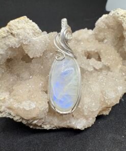 Alternative view of Aurora Alchemy — Moonveil